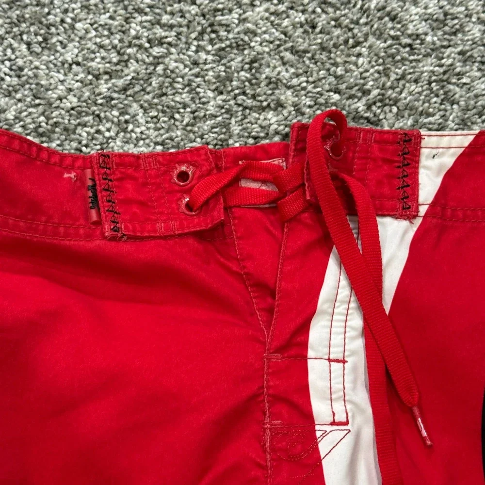 VTG Quiksilver Bullseye Board Shorts Mens 38 Red‎ Target Beach Surf Andy Iron